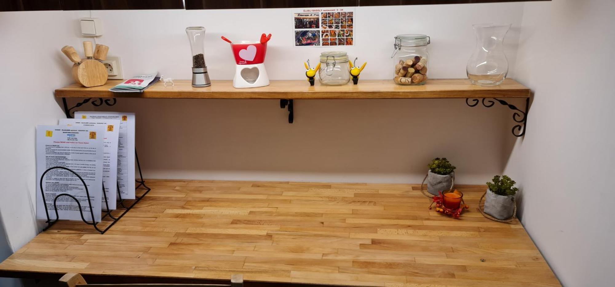 Bumblebee Apartment With Ac Будапеща Екстериор снимка